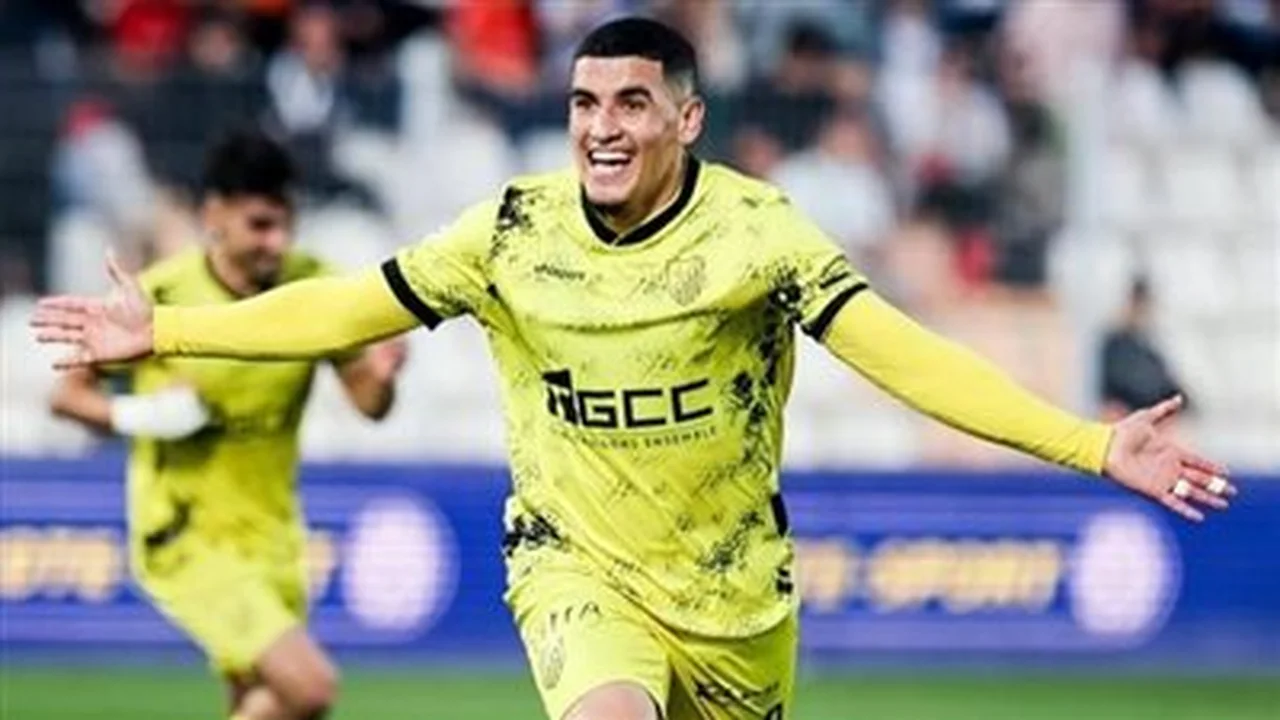 المغرب الفاسي يحسم الجدل بشأن انتقال سفيان بنجديدة إلى الأهلي